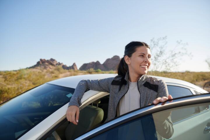 How to File a Glass Damage Claim Without Increasing Your Rate